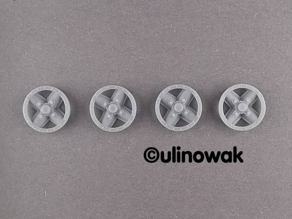 13I #618 Revolution-Design Resine Felgeneinsatz 13 Zoll 3-teilig 1:18